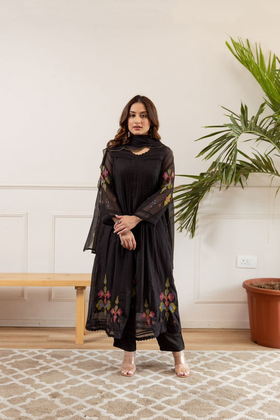 chanderi-net-a-line-embroidered-suit-set-black-1