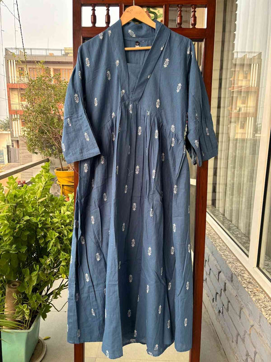 cotton-handloom-jamdani-hand-embroidered-dress-blue-1