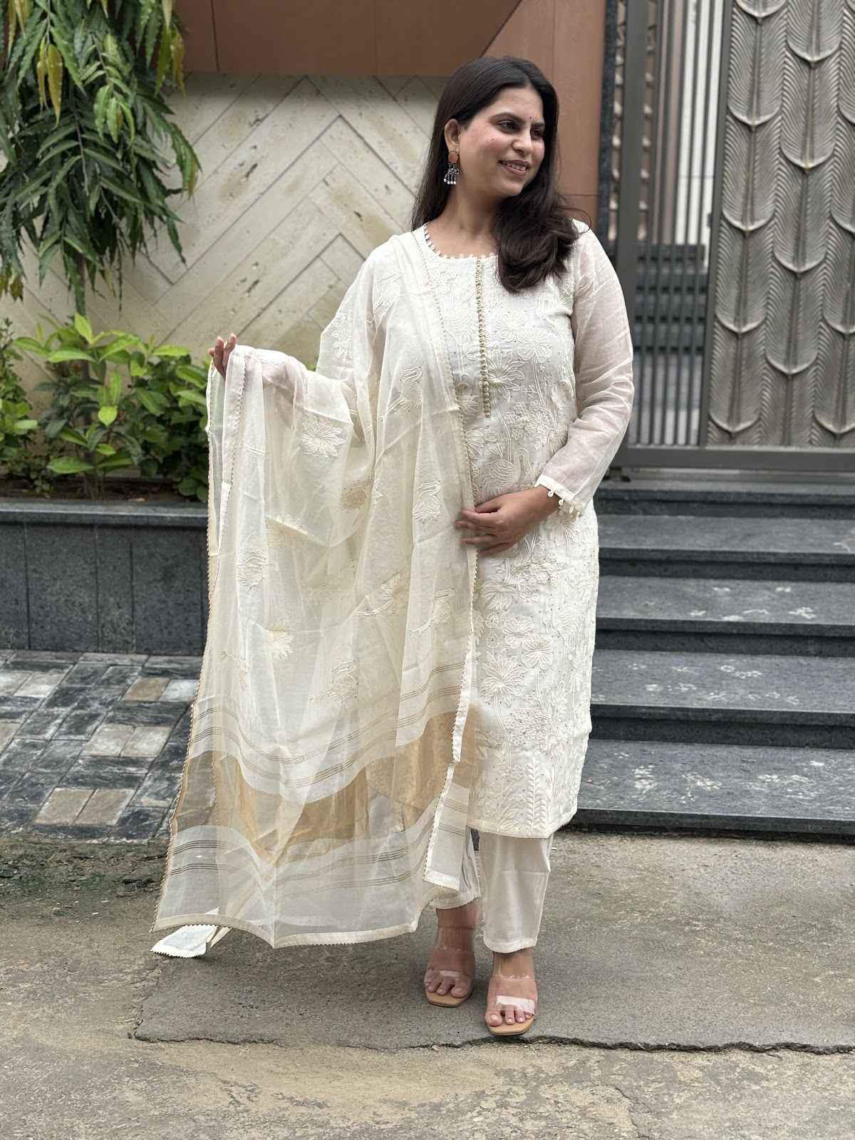 exclusive-mul-chanderi-fully-embroidered-suit-set-with-mukaish-work-paired-with-pure-chanderi-flamingo-embroidered-dupatta-off-white-1