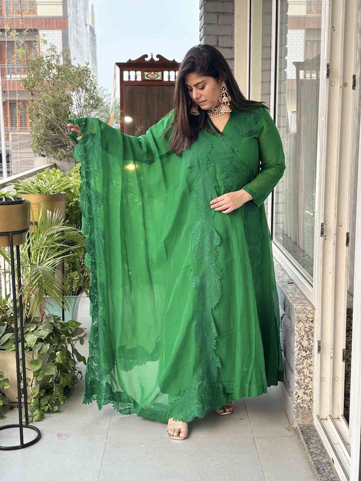 exclusive-soft-organza-angrakha-suit-set-with-embroidery-cut-work-paired-with-fully-embroidered-cut-work-organza-dupatta-paired-with-dola-silk-pants-emerald-green-4