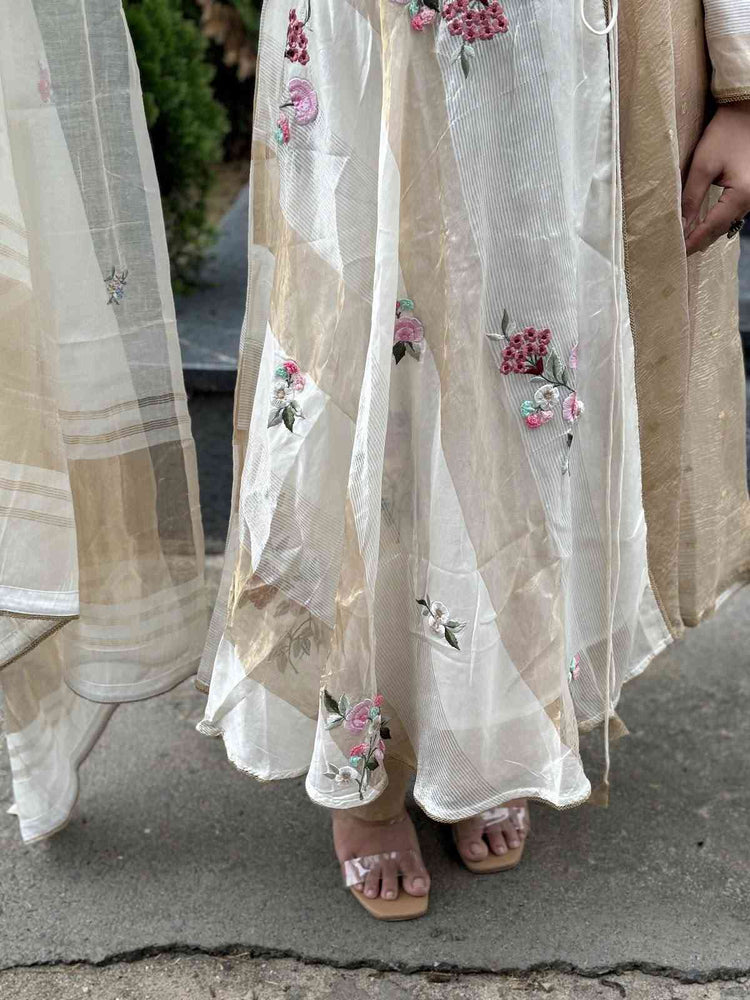 exclusive-tissue-chanderi-angrakha-style-hand-embroidered-anarkali-paired-with-mul-chanderi-hand-embroidered-dupatta-beige-4