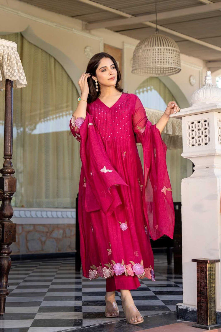 mul-chanderi-embroidered-suit-set-paired-with-organza-embroidered-dupatta-rani-2