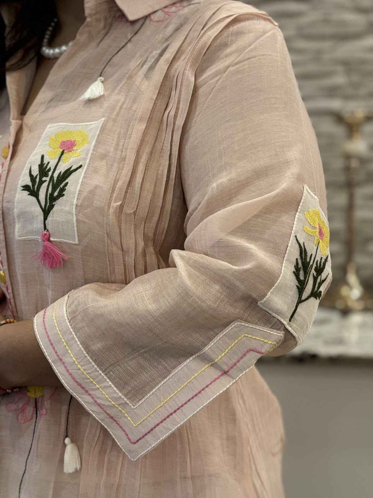premium-banaras-mul-chanderi-applique-work-embroidered-co-ord-set-with-separate-inner-peach-3