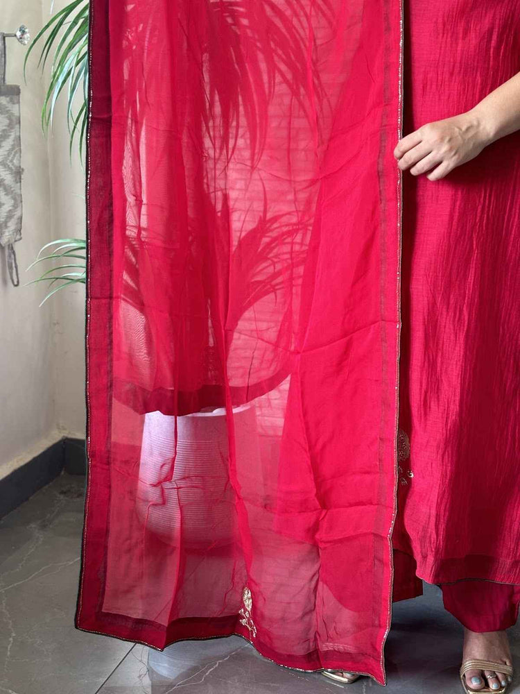 premium-banaras-mul-chanderi-hand-embroidered-a-line-suit-set-with-mul-cotton-lining-paired-with-organza-embroidered-dupatta-with-contrast-hacking-cheery-red-6