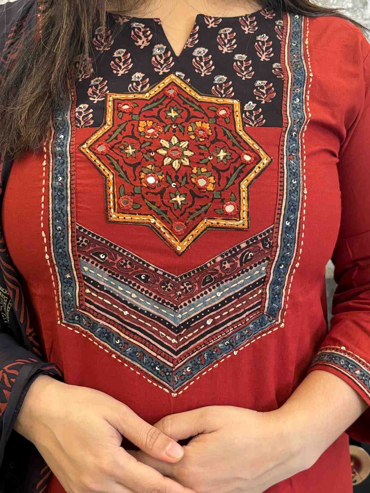 premium-cotton-fabric-hand-block-print-patch-work-embroidered-suit-set-paired-with-hand-block-mul-cotton-dupatta-maroon-2