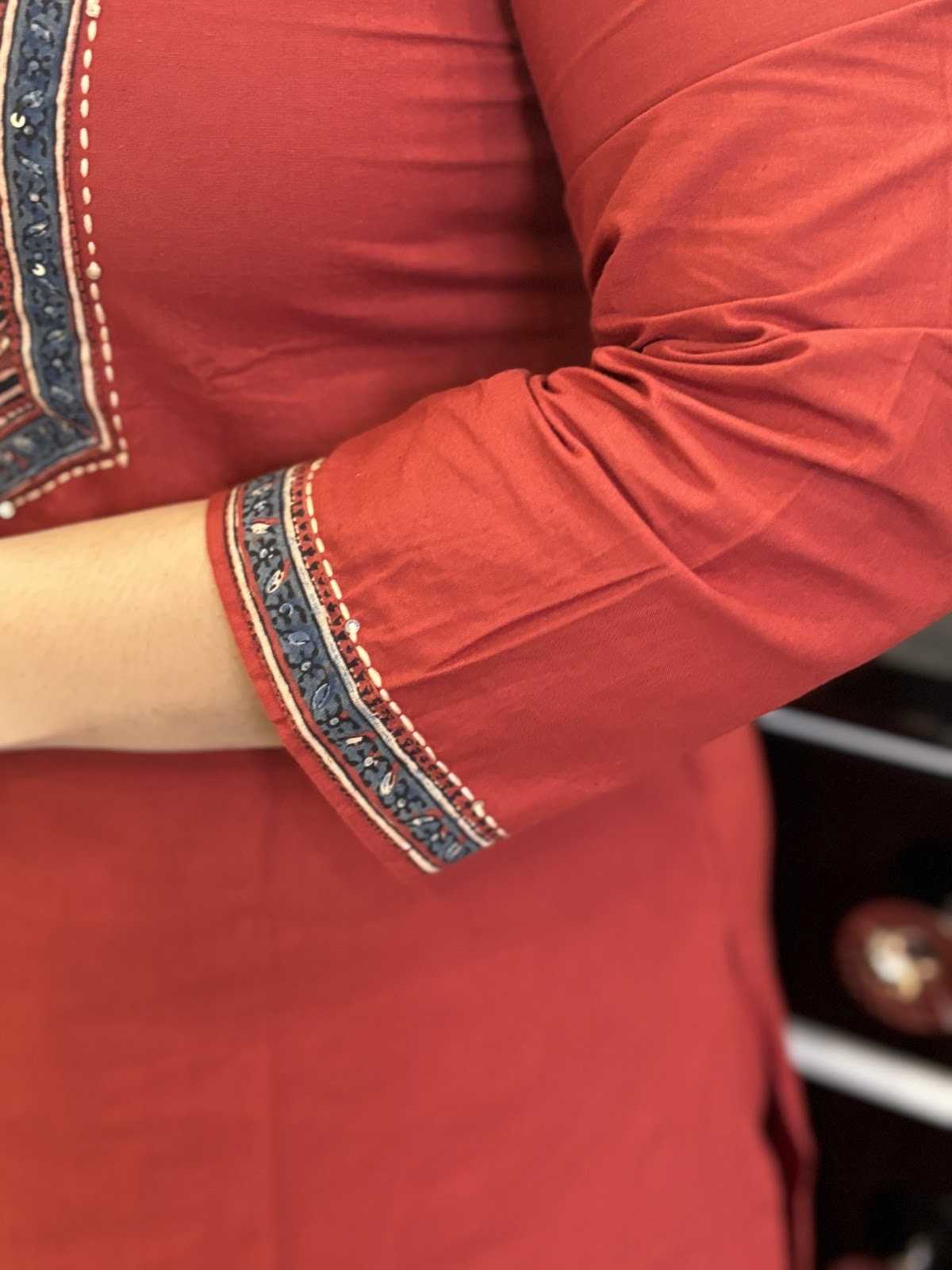 premium-cotton-fabric-hand-block-print-patch-work-embroidered-suit-set-paired-with-hand-block-mul-cotton-dupatta-maroon-3