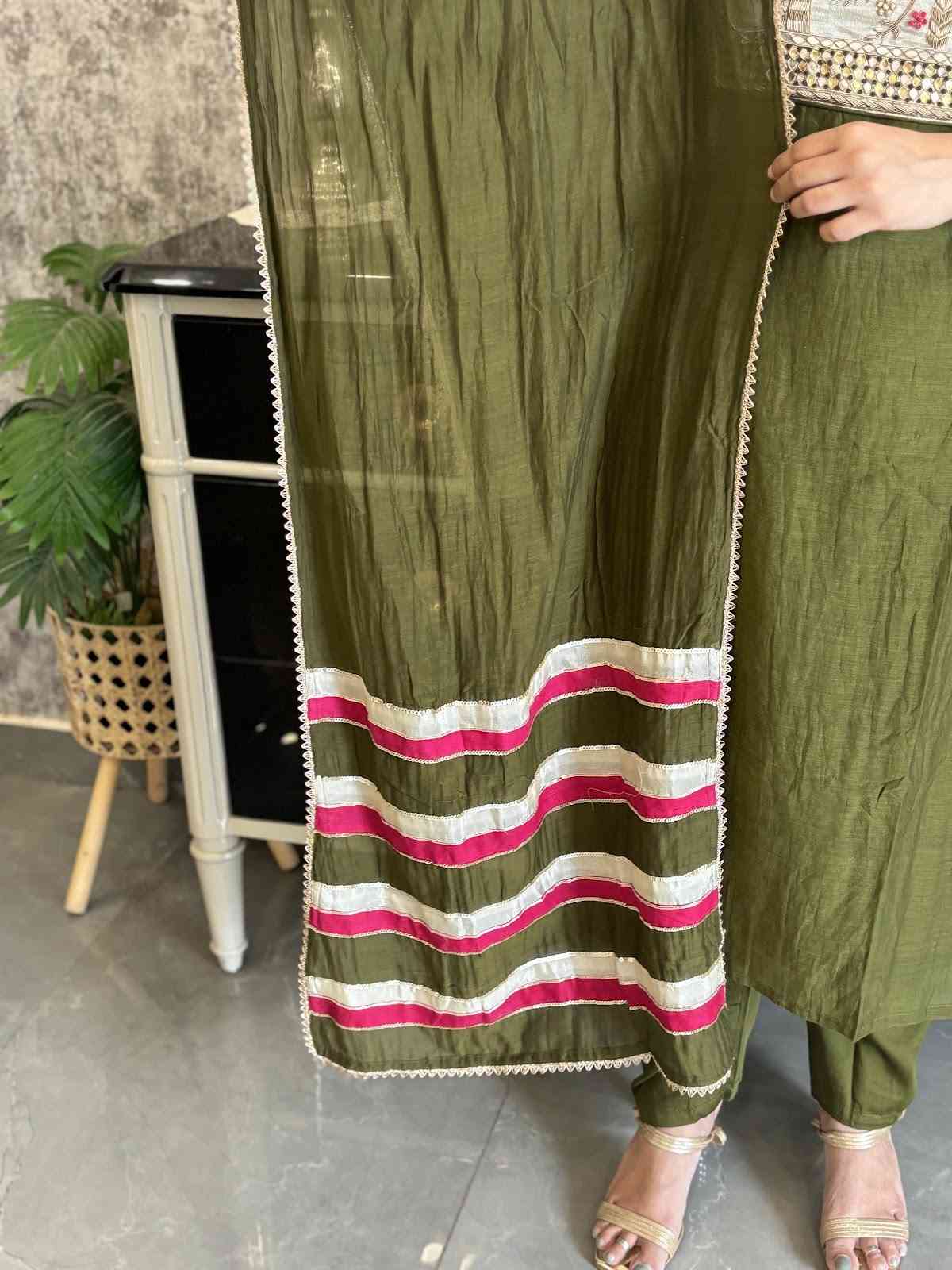 pure-bananas-mul-chanderi-hand-embroidered-suit-set-mehendi-green-4