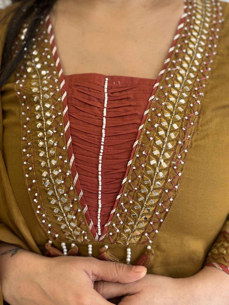 pure-cotton-appliqué-work-embroidered-suit-set-paired-with-mul-cotton-hand-brush-paint-dupatta-mustard-brown-2