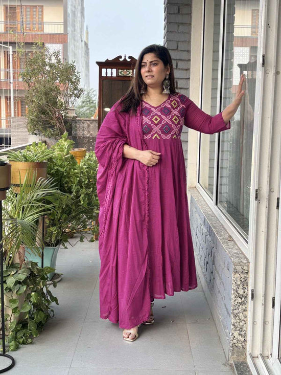 pure-cotton-embroidered-anarkali-paired-with-mul-cotton-dupatta-wine-1
