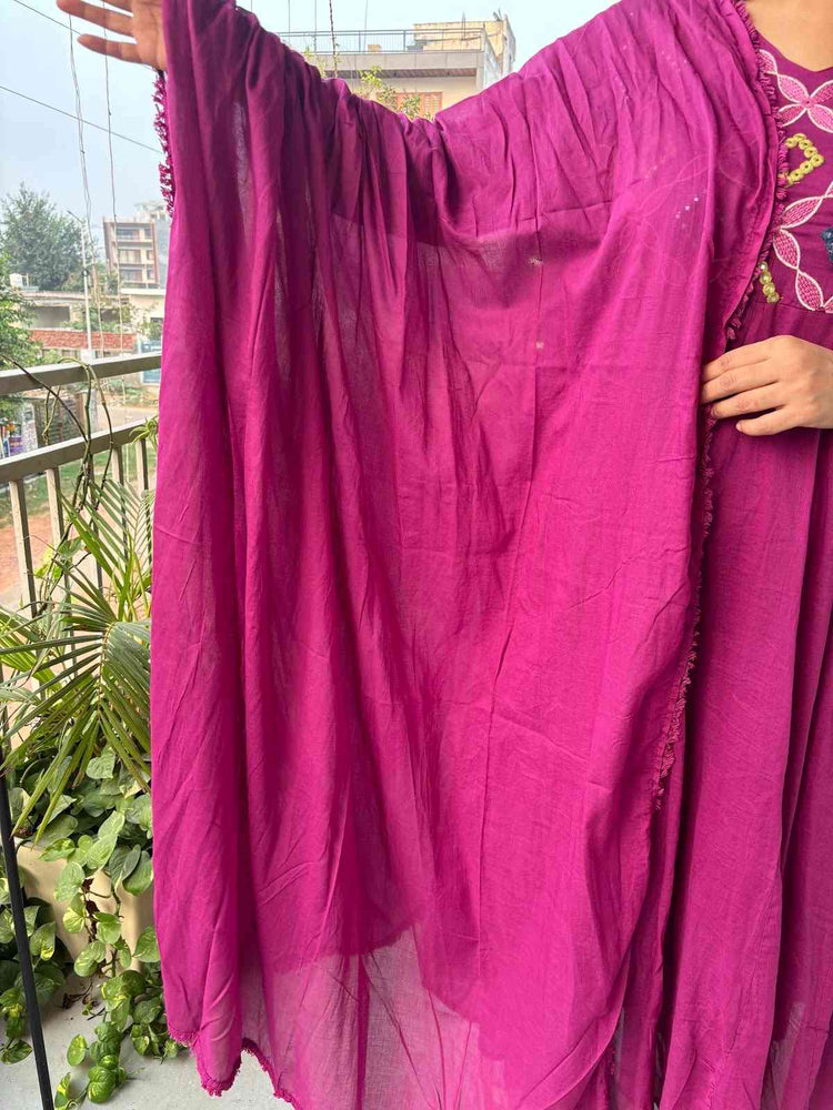 pure-cotton-embroidered-anarkali-paired-with-mul-cotton-dupatta-wine-4