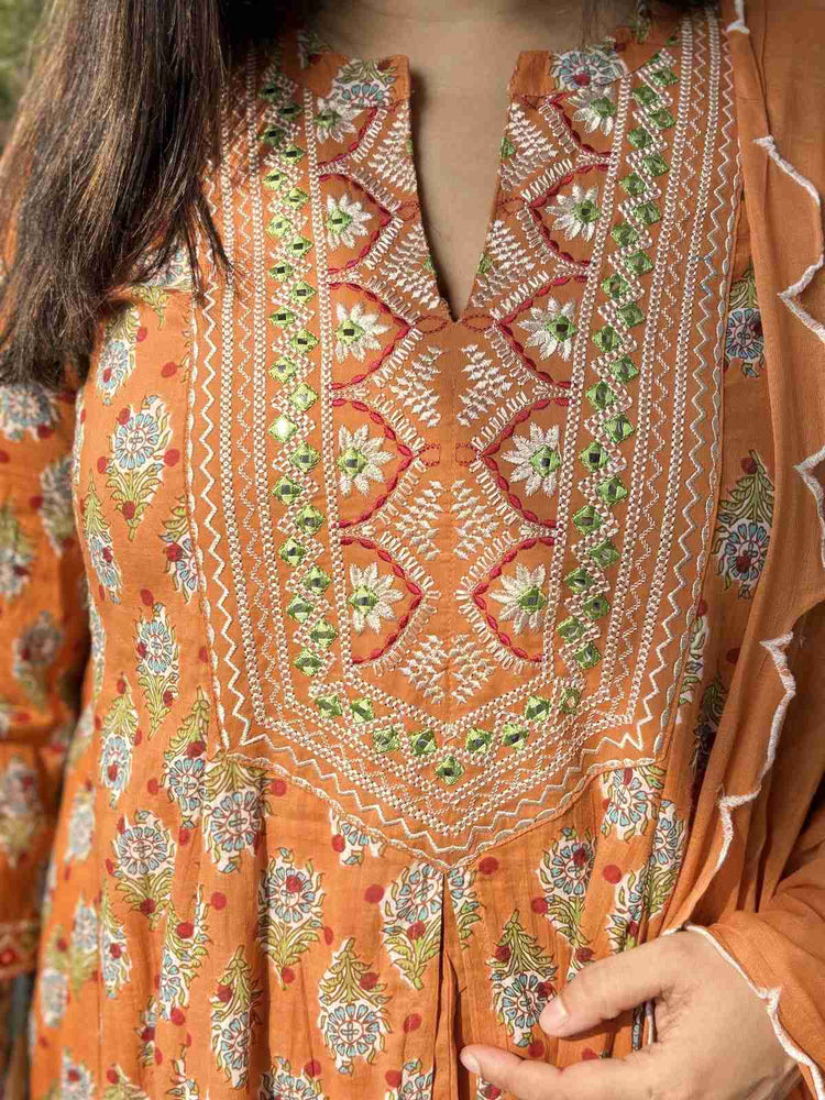 pure-cotton-jaipuri-print-double-layered-gown-with-mul-cotton-dupatta-mustard-3