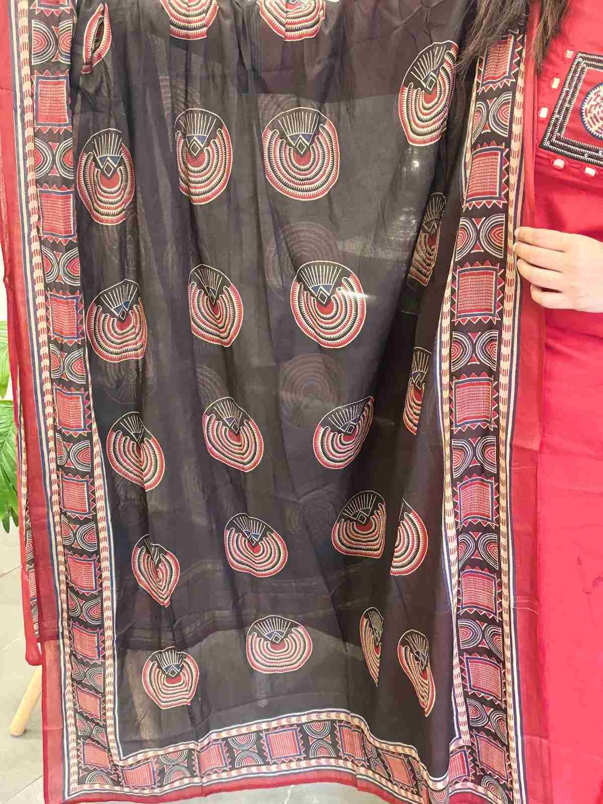 pure-cotton-mirror-work-straight-suit-set-maroon-3