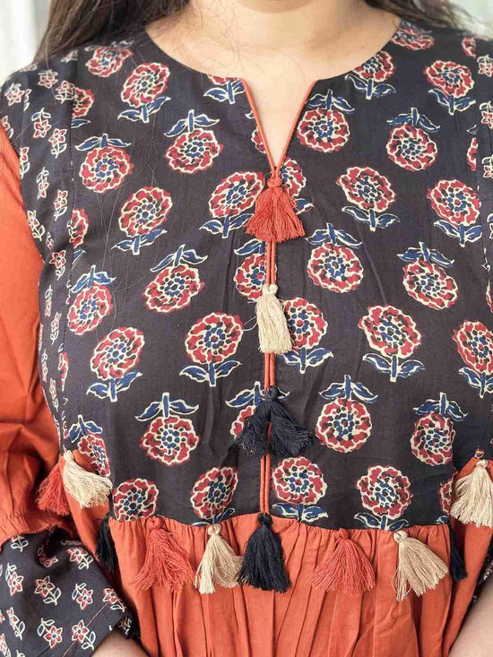 pure-cotton-suit-set-with-ajrakh-panelling-on-front-back-paired-with-mul-cotton-dupatta-rust-2