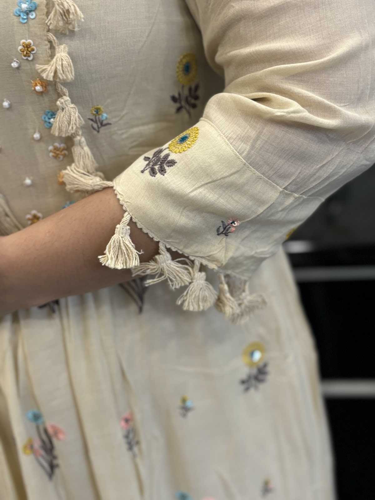 pure-crushed-mul-chanderi-embroidered-a-line-suit-set-with-gathers-ivory-3