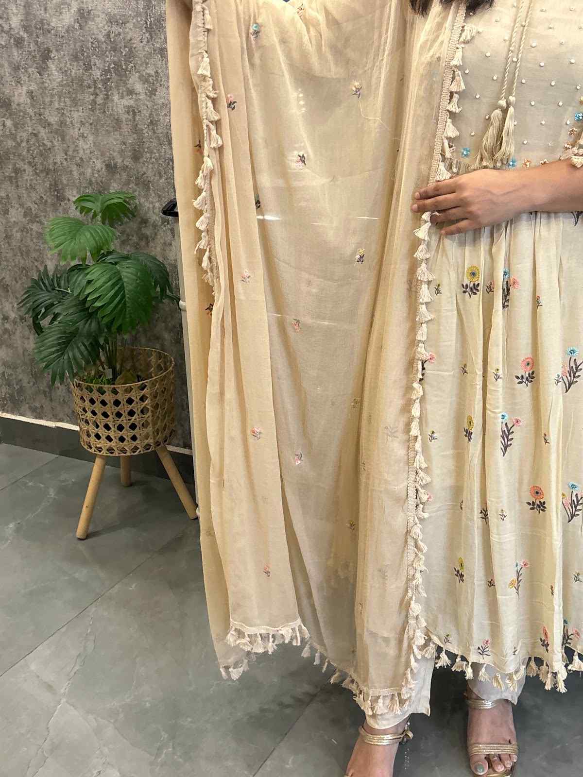 pure-crushed-mul-chanderi-embroidered-a-line-suit-set-with-gathers-ivory-4