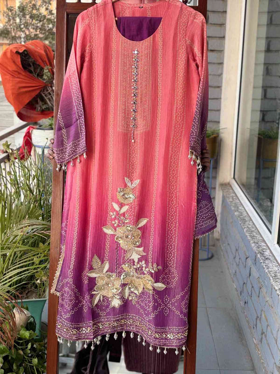 pure-crushed-shimmer-tissue-bandhni-print-hand-embroidered-straight-fit-suit-set-pink-2