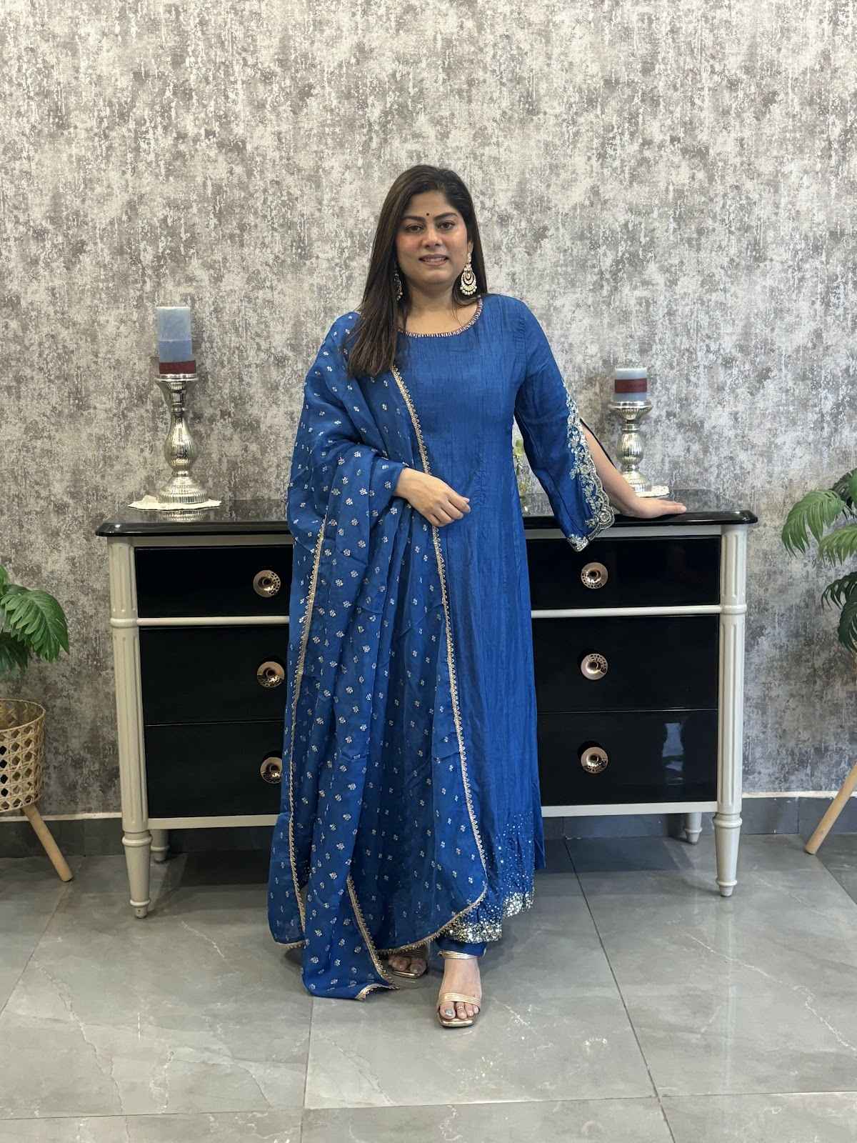 pure-dola-silk-hand-embroidered-suit-set-paired-with-pur-viscose-organza-jaquard-dupatta-blue-1