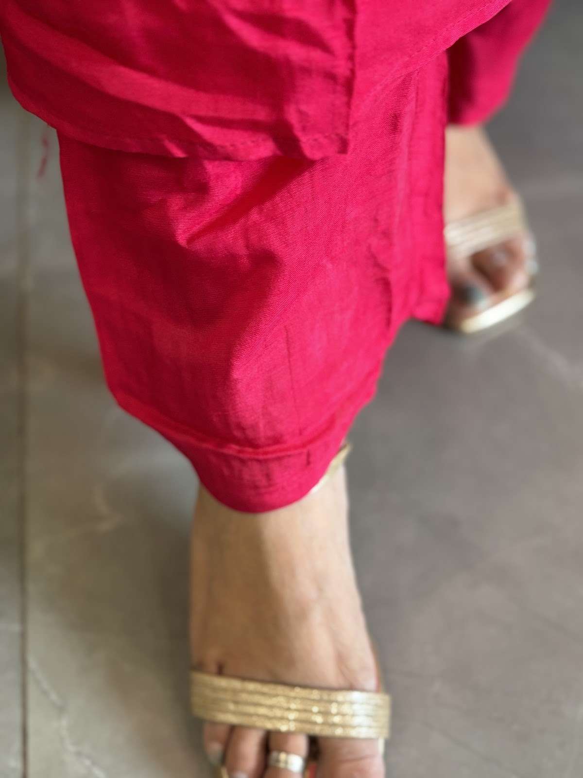 pure-dola-silk-zardozi-work-a-line-suit-set-paired-with-oraganza-hand-embroidered-dupatta-rani-4