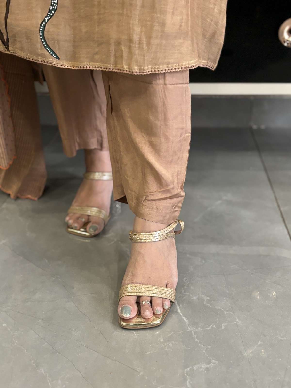 pure-mul-chanderi-hand-brush-painted-hand-embroidered-a-line-suit-set-brown-4