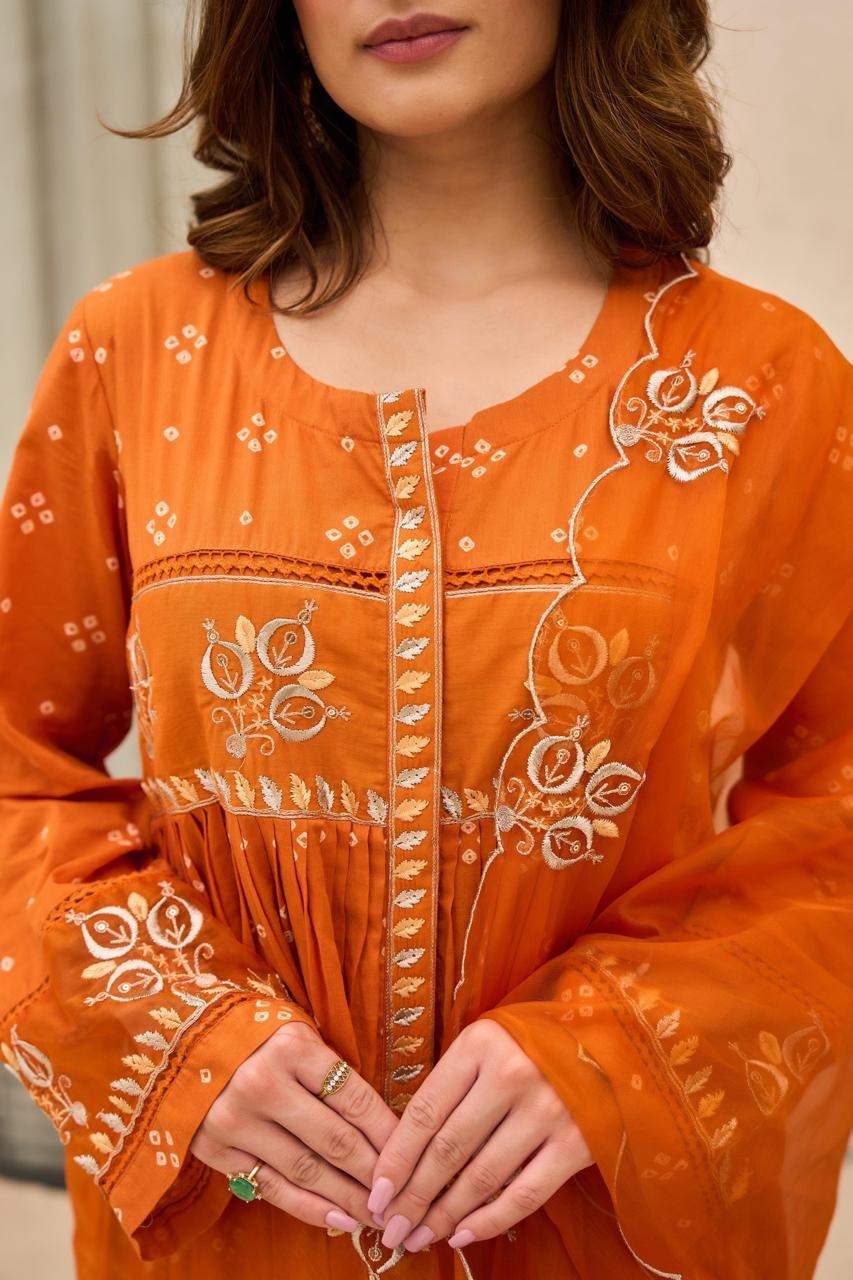 pure-mul-cotton-bandhni-print-embroidered-suit-set-paired-with-organza-dupatta-orange-4