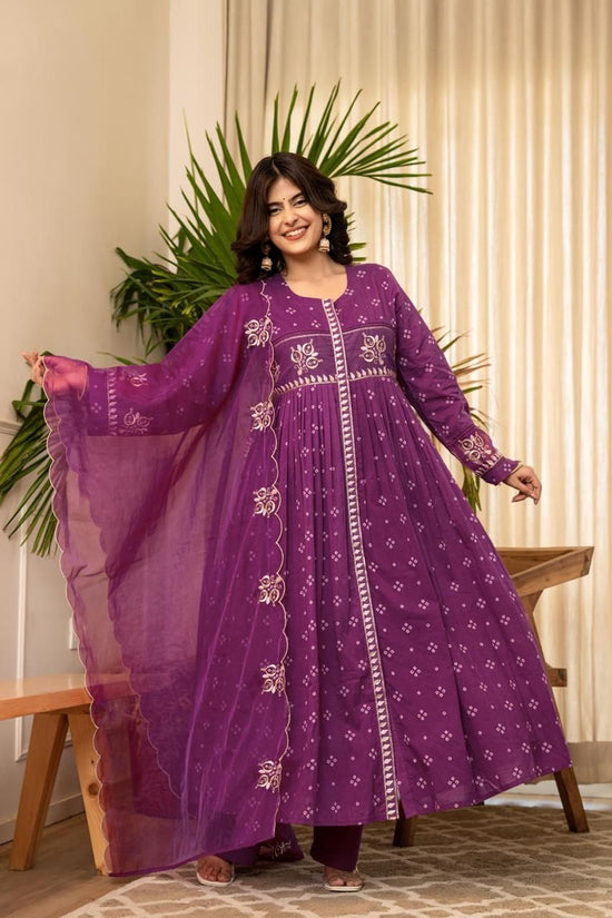 pure-mul-cotton-bandhni-print-embroidered-suit-set-paired-with-organza-dupatta-wine-1