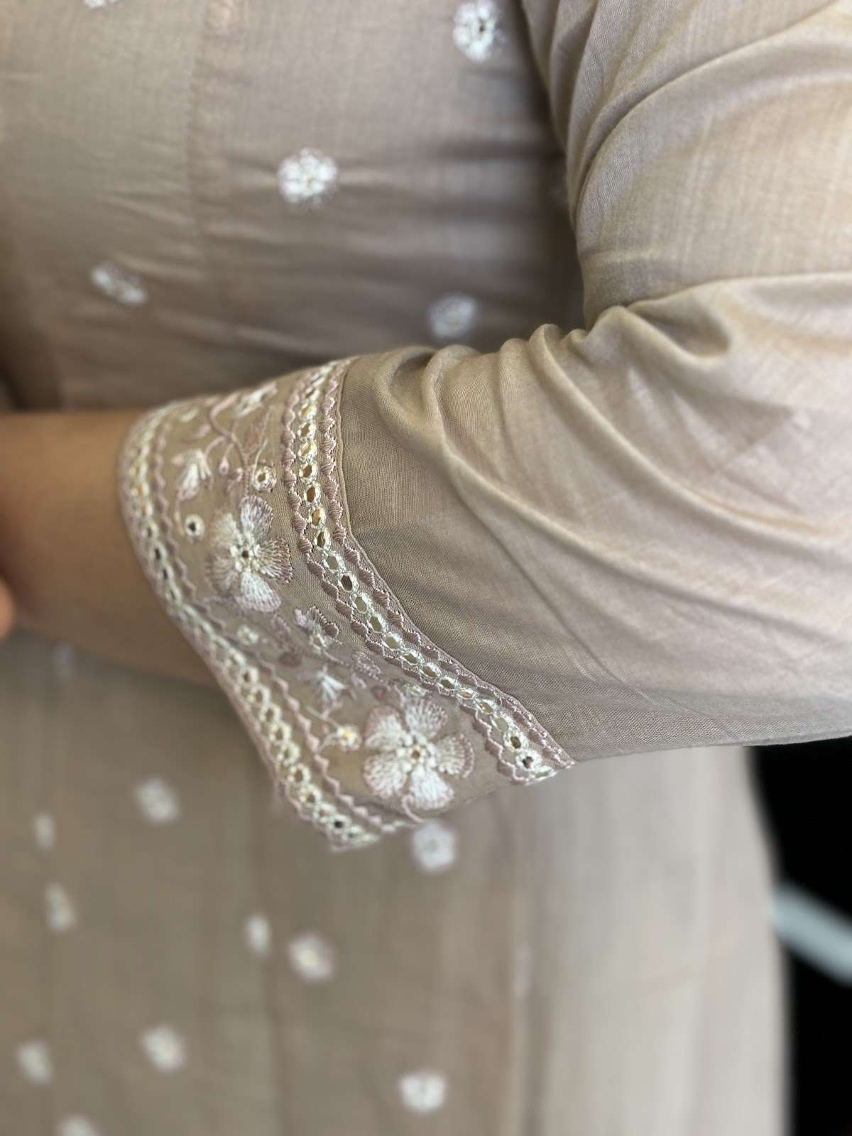 pure-mul-cotton-embroidered-anarkali-onion-4