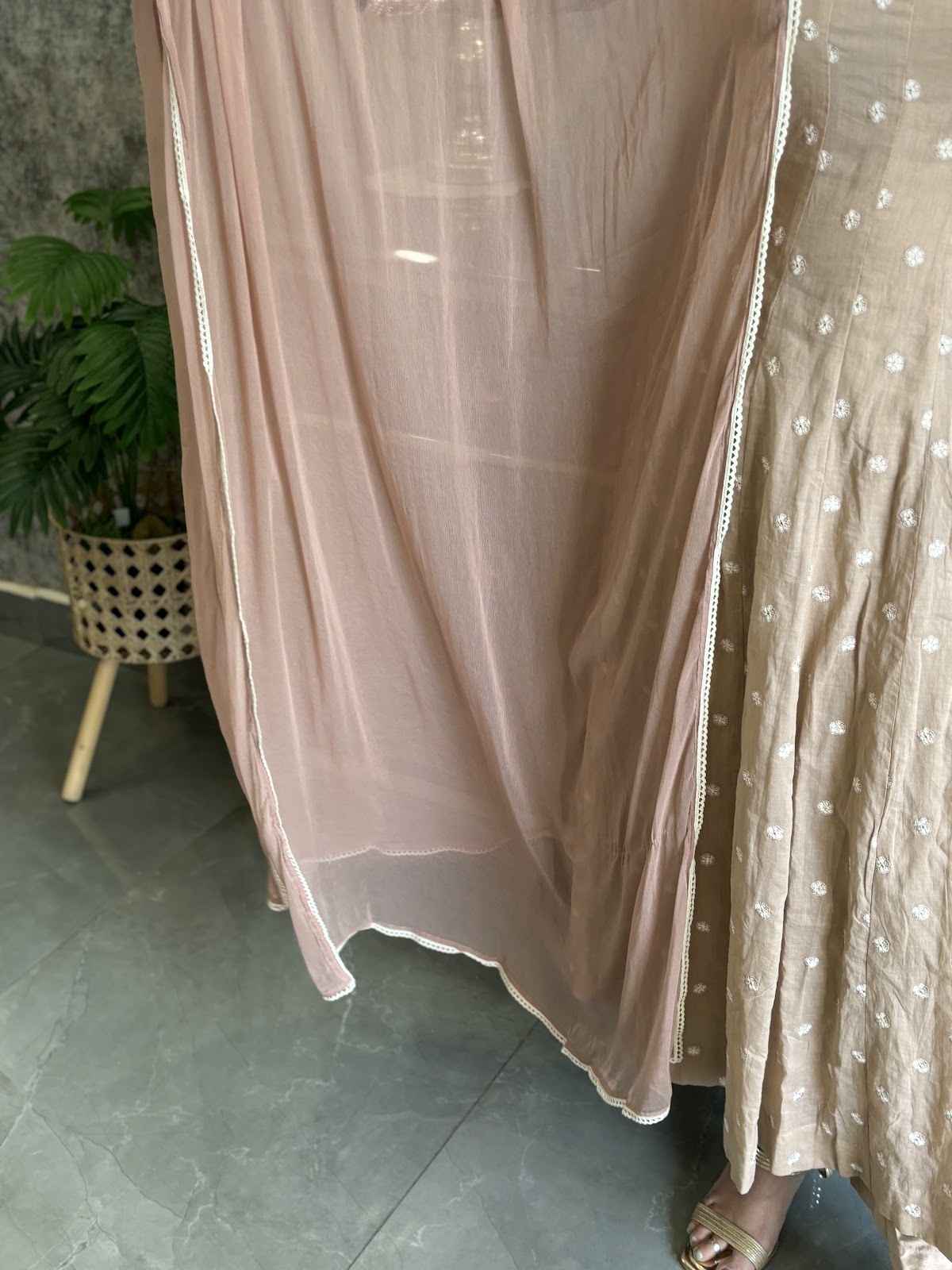 pure-mul-cotton-embroidered-anarkali-onion-5