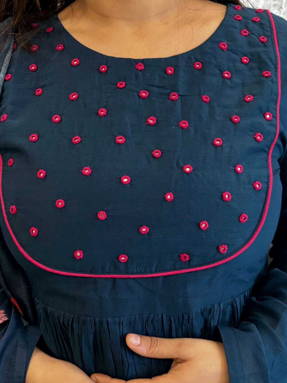 pure-mul-cotton-hand-embroidered-suit-set-paired-with-pichwai-print-chanderi-dupatta-blue-2