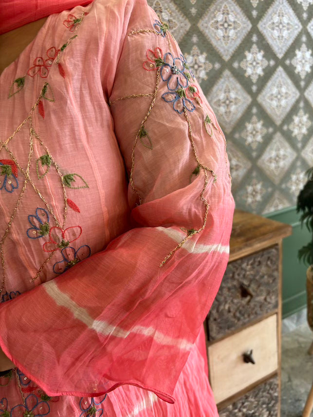 pure-mulchanderi-shibori-print-crushed-fabric-hand-embroidered-gown-paired-with-cotton-pant-and-chiffon-dupatta-peach-3