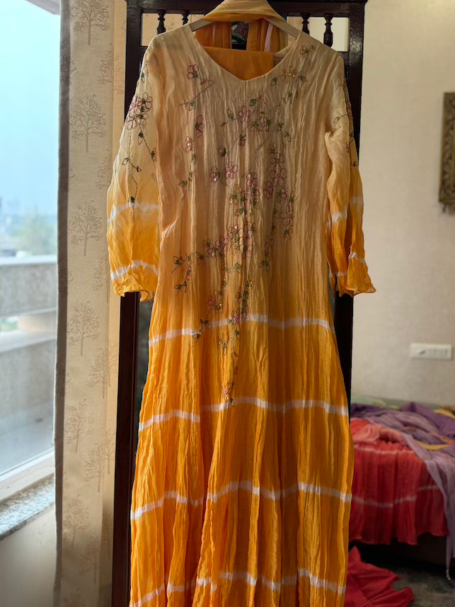 pure-mulchanderi-shibori-print-crushed-fabric-hand-embroidered-gown-paired-with-cotton-pant-and-chiffon-dupatta-yellow-1