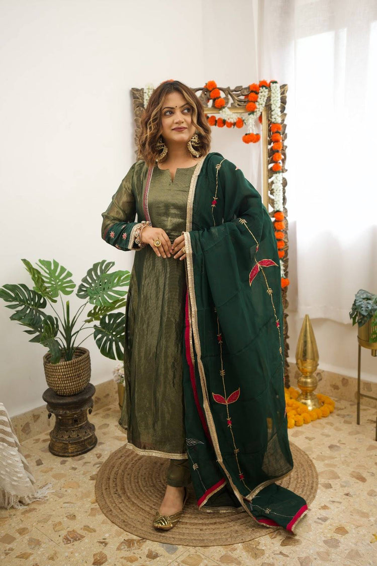 pure-tissue-embroidered-anarkali-paired-with-pure-organza-dupatta-with-applique-work-()-1