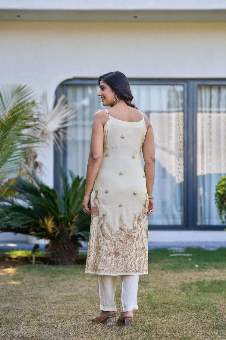 tissue-hand-embroidered-spaghetti-style-straight-fit-suit-set-ivory-3