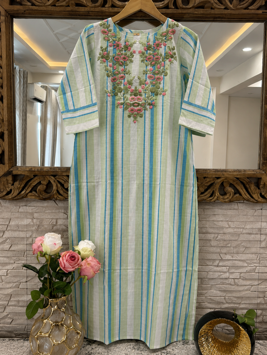 Pure Cotton Handloom Hand Embroidered Kurta in Green