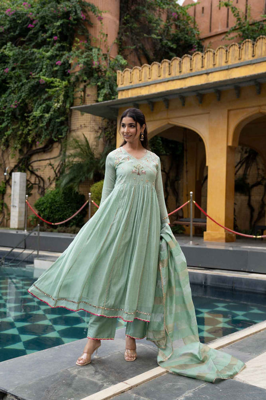 angrakha-style-embroidered-mul-chanderi-suit-set-with-gathers-and-cotton-lurex-lining-paired-with-tissue-dupatta-sea-green-2