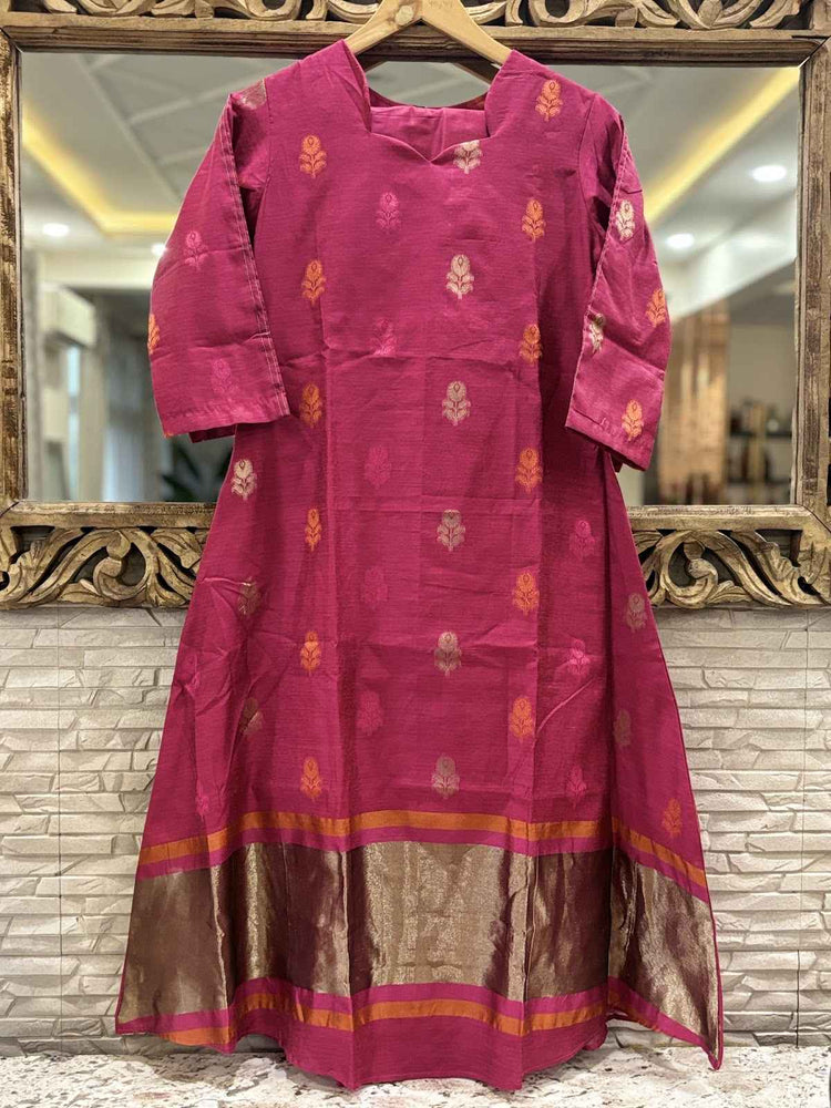 banarsi-silk-jamdani-a-line-suit-set-with-cotton-lining-paired-with-silk-striped-dupatta-rani-2