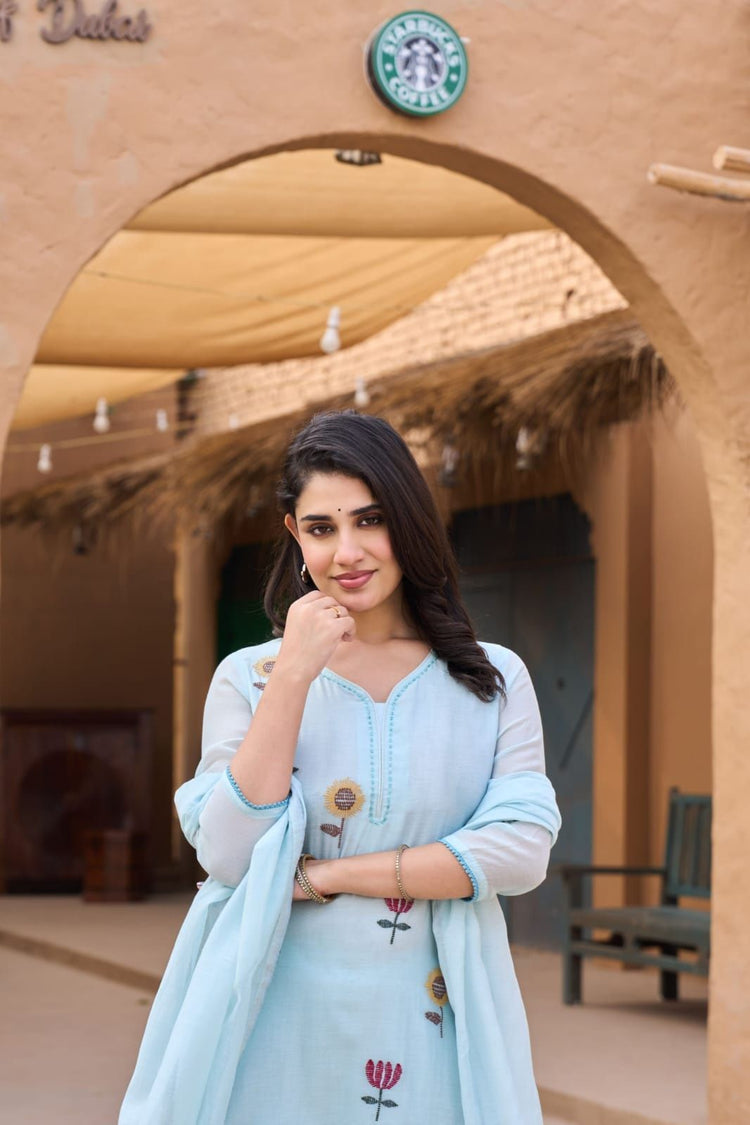 chanderi-embroidered-straight-fit-suit-set-with-lining-sky-blue-3