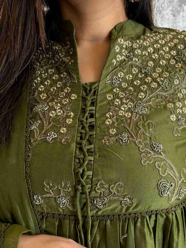 chanderi-embroidered-suit-set-with-gathers-mehendi-green-2