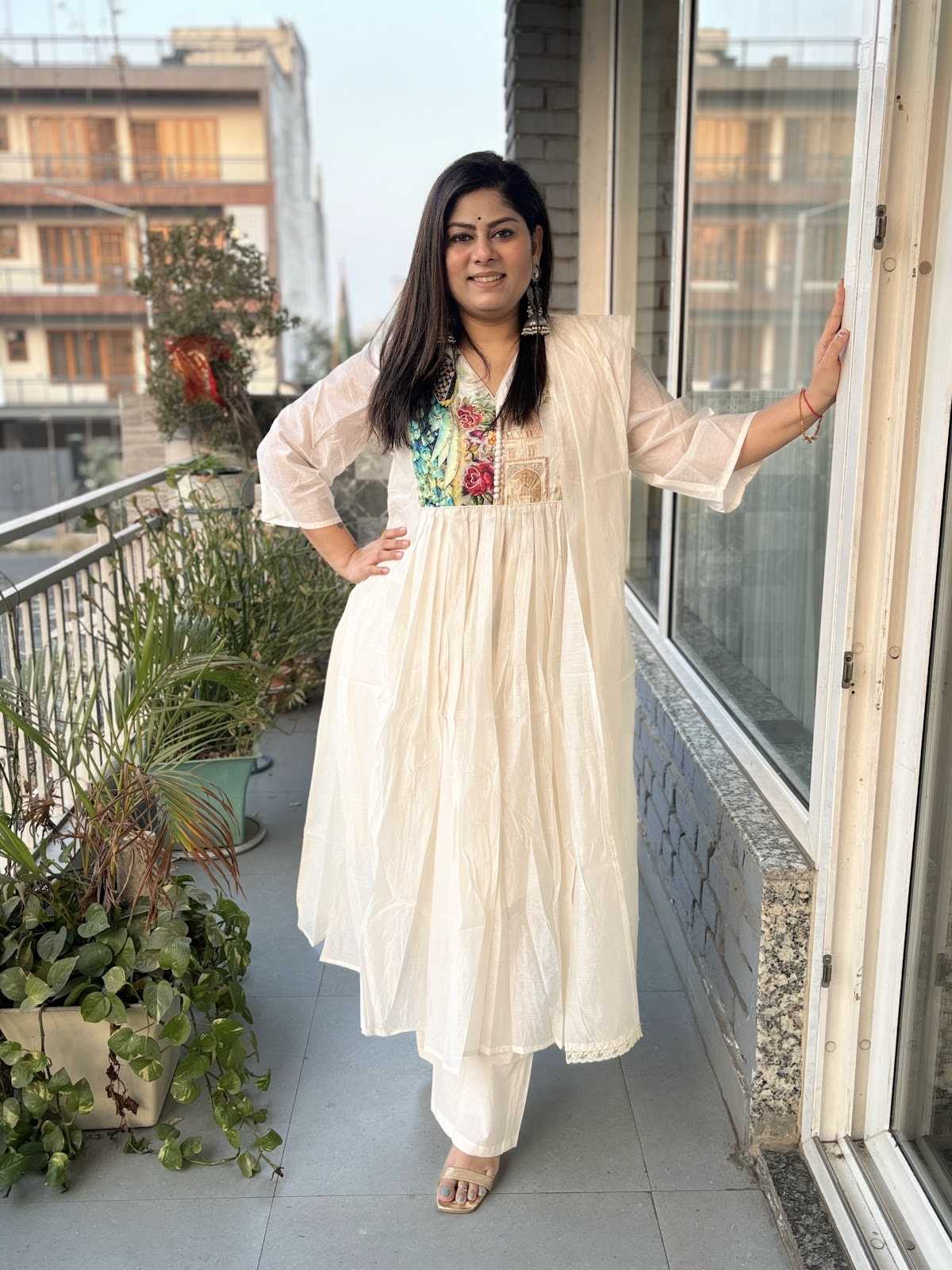 chanderi-hand-embroidered-digital-print-suit-set-ivory-1