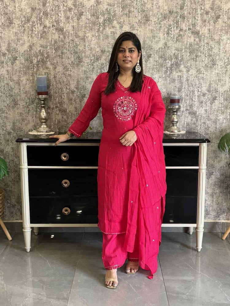 chanderi-hand-embroidered-straight-fit-suit-set-rani-1