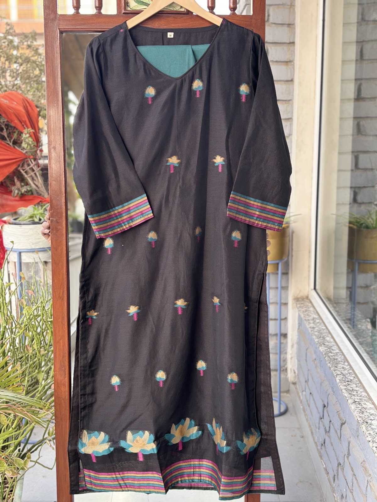 chanderi-weaved-straight-fit-suit-with-pichwai-weaving-black-2