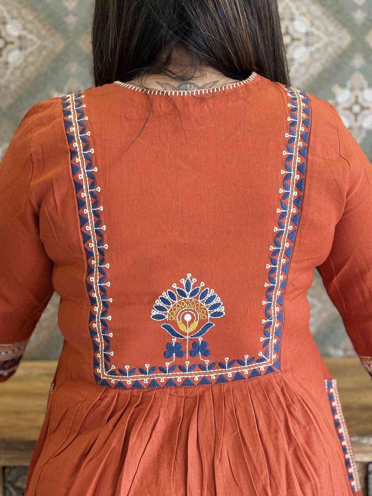 cotton-handloom-pant-setvwith-embroidery-at-front-back-rust-4