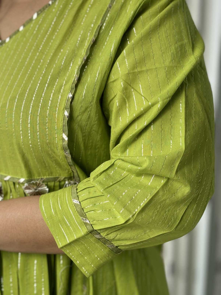 cotton-lurex-gota-detailing-suit-setv-paired-with-kota-doria-dupatta-parrot-green-2