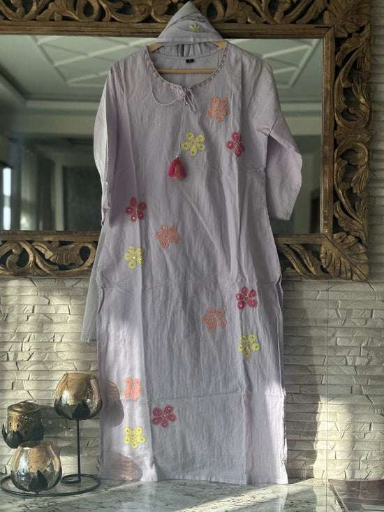 cotton-silly-appliquÃ©-work-suit-set-with-mul-cotton-lining-lavender-1