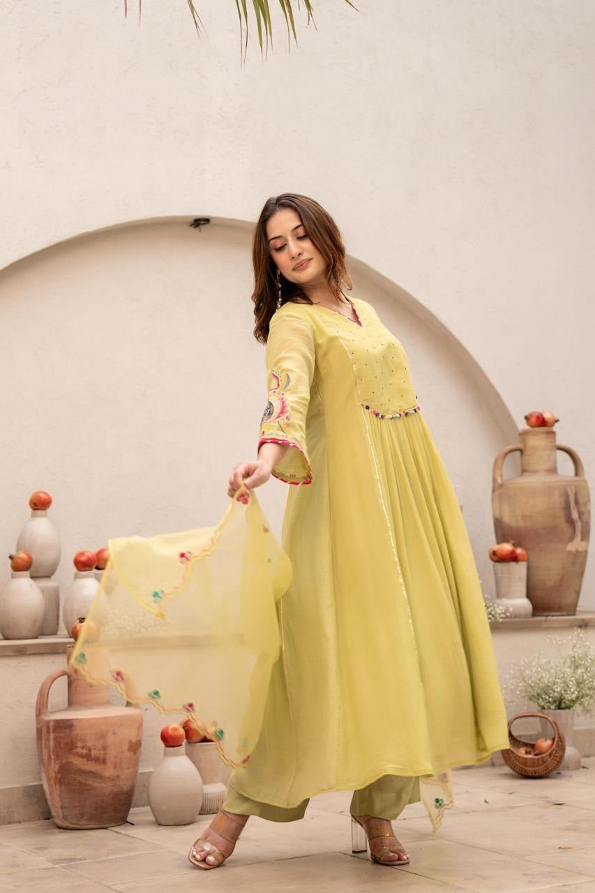crush-chanderi-embroidered-suit-set-paired-with-organza-embroidered-dupatta-pista-green-2