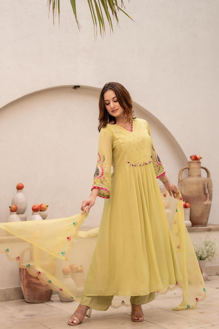 crush-chanderi-embroidered-suit-set-paired-with-organza-embroidered-dupatta-pista-green-4