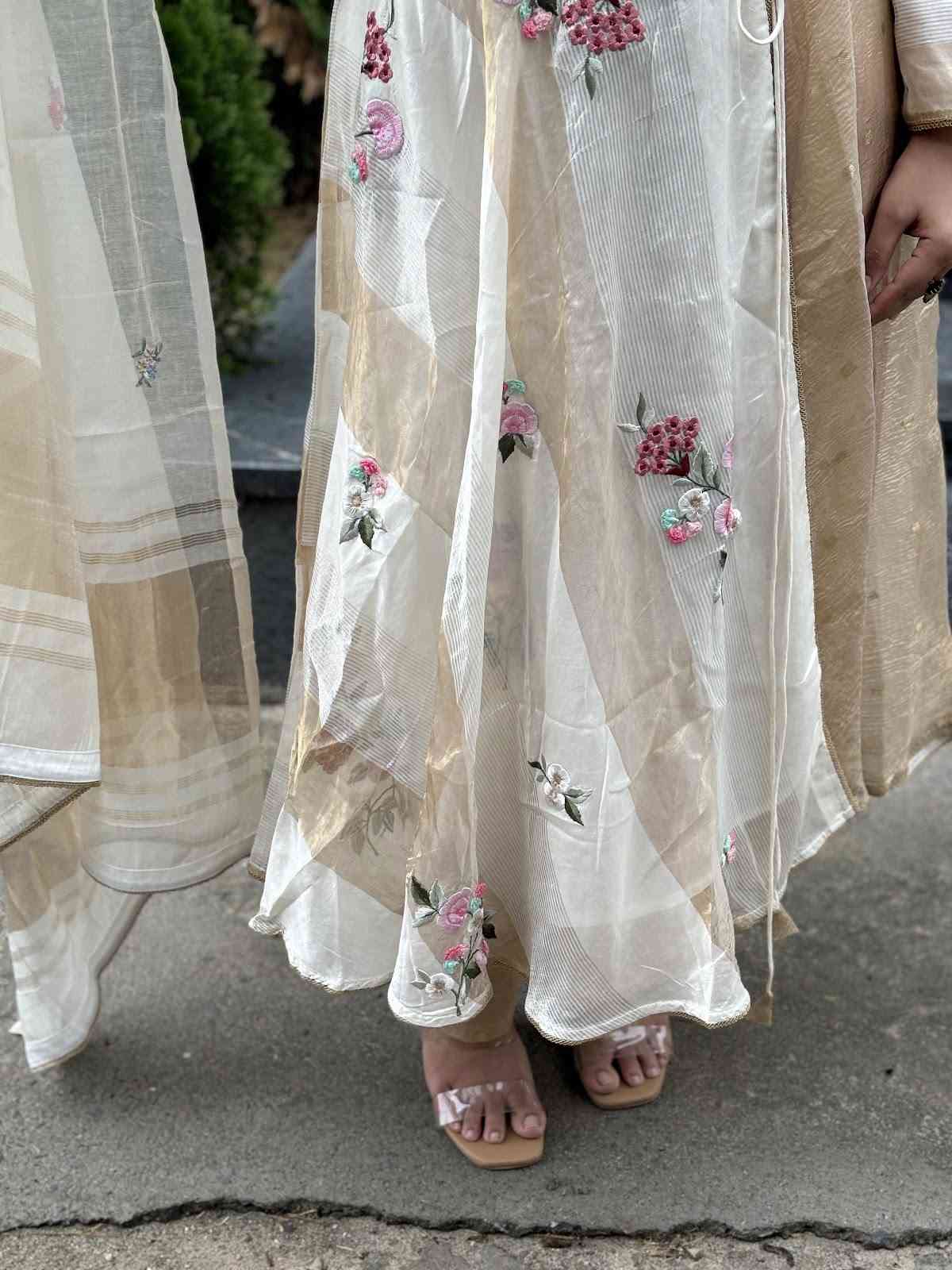 exclusive-tissue-chanderi-angrakha-style-hand-embroidered-anarkali-paired-with-mul-chanderi-hand-embroidered-dupatta-beige-4