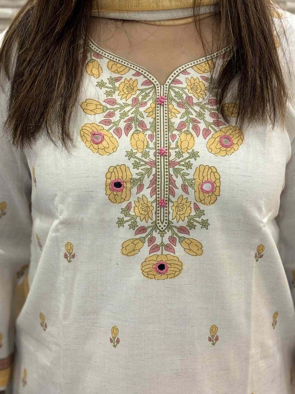 farshi-suit-set-linen-cotton-based-fabric-off-white-and-yellow-3
