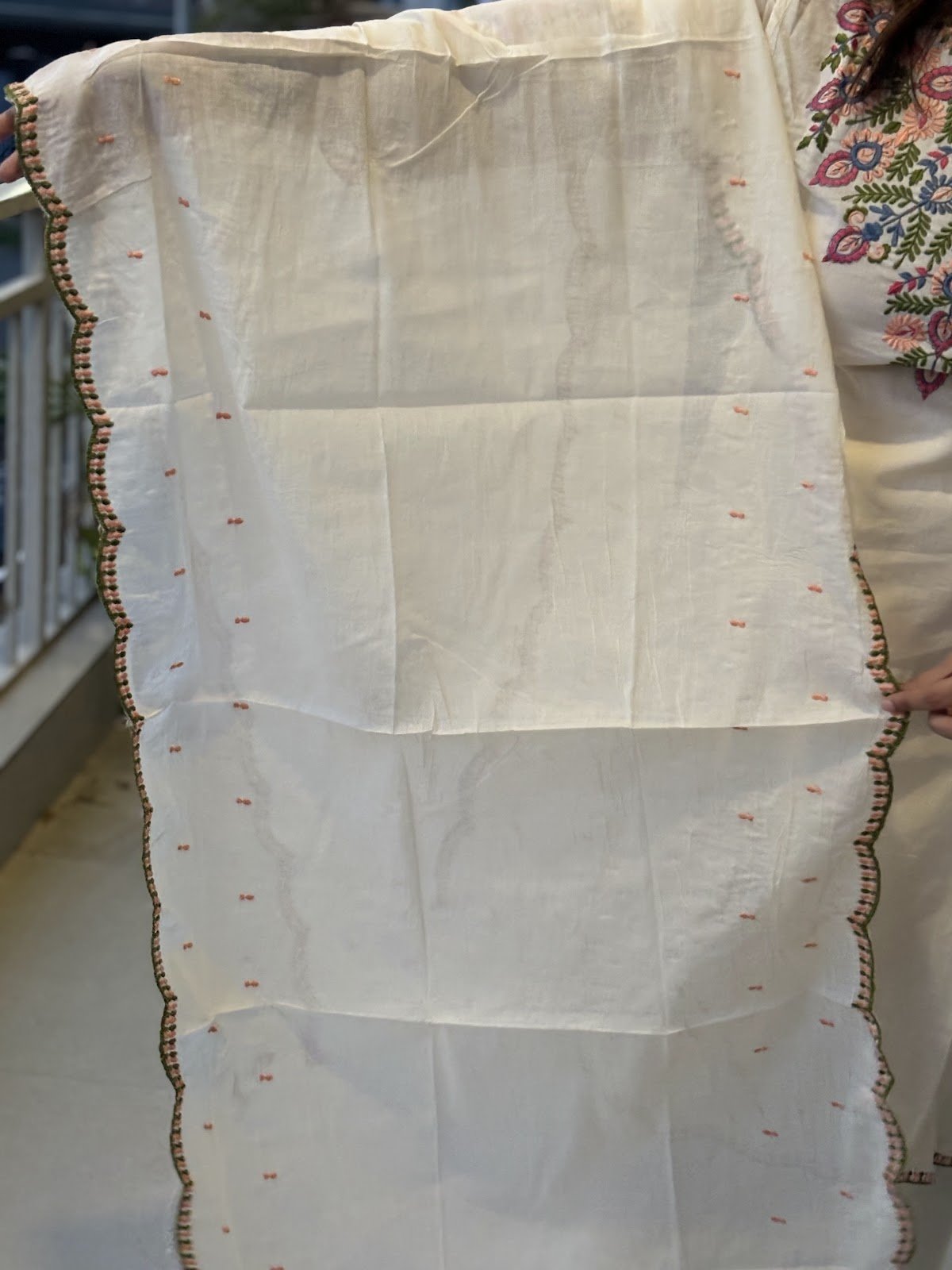 kora-cotton-straight-fit-suit-set-with-embroidery-at-front-off-white-5