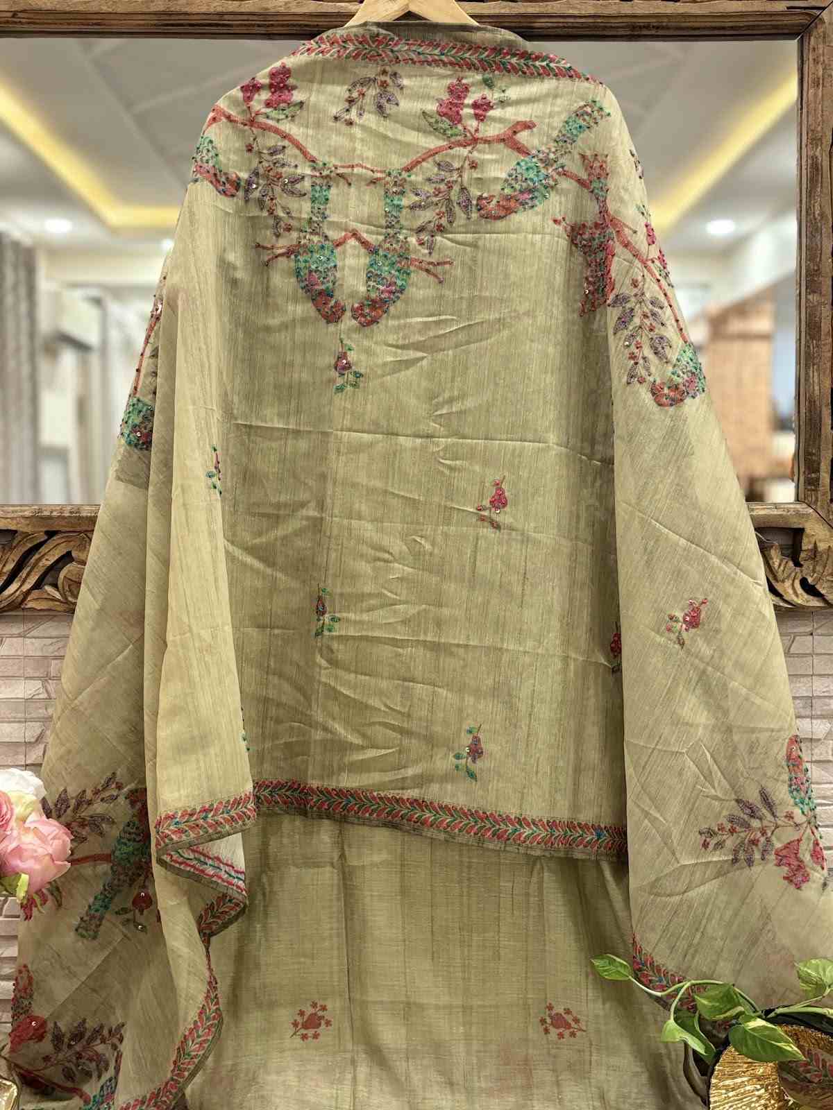 line-chanderi-hand-embroidered-kantha-work-githan-work-straight-fit-suit-set-with-mul-cotton-lining-paired-with-dupatta-with-heavy-embroidery-green-6