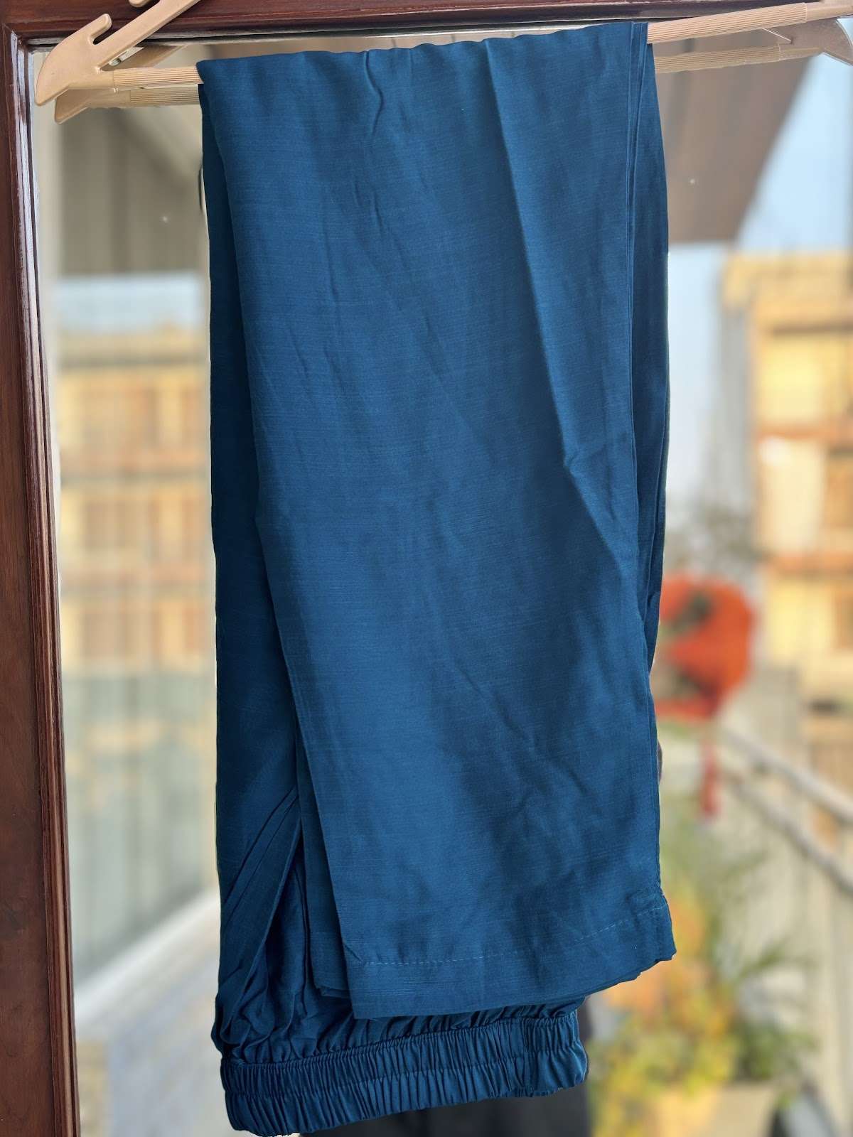 modal-hand-embroidered-suit-set-with-cotton-lining-paired-with-jaquard-dupatta-navy-blue-5